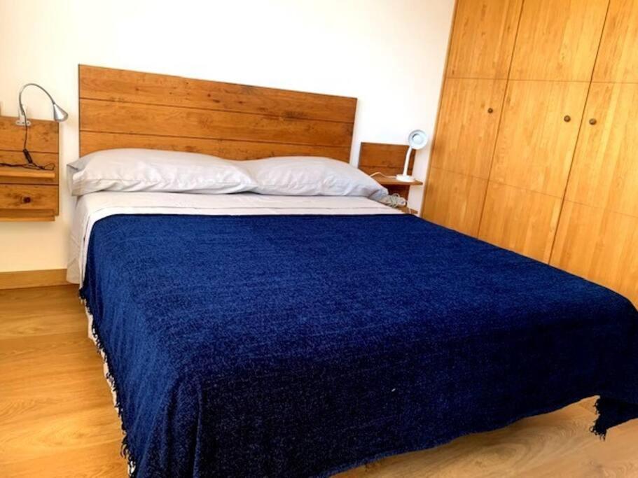 Jo - Stunning Front Line Beach House. Holiday home *