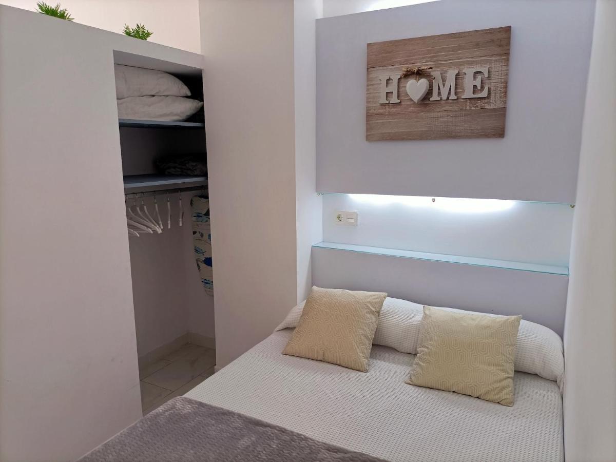 Cómodo Al Lado De La Playa De Canteras
