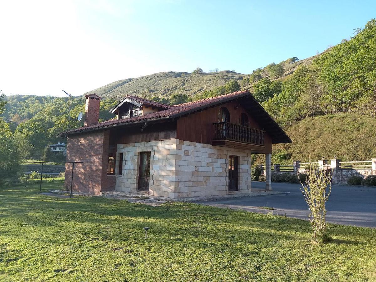 Casa La Vuelta Piedra * Correpoco