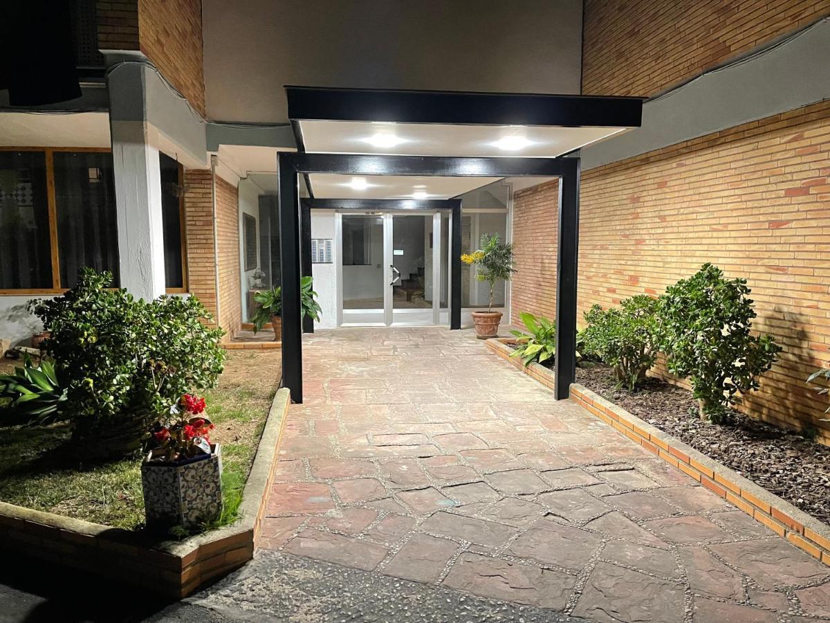 Apartment ''los Pinos'' 50m De La