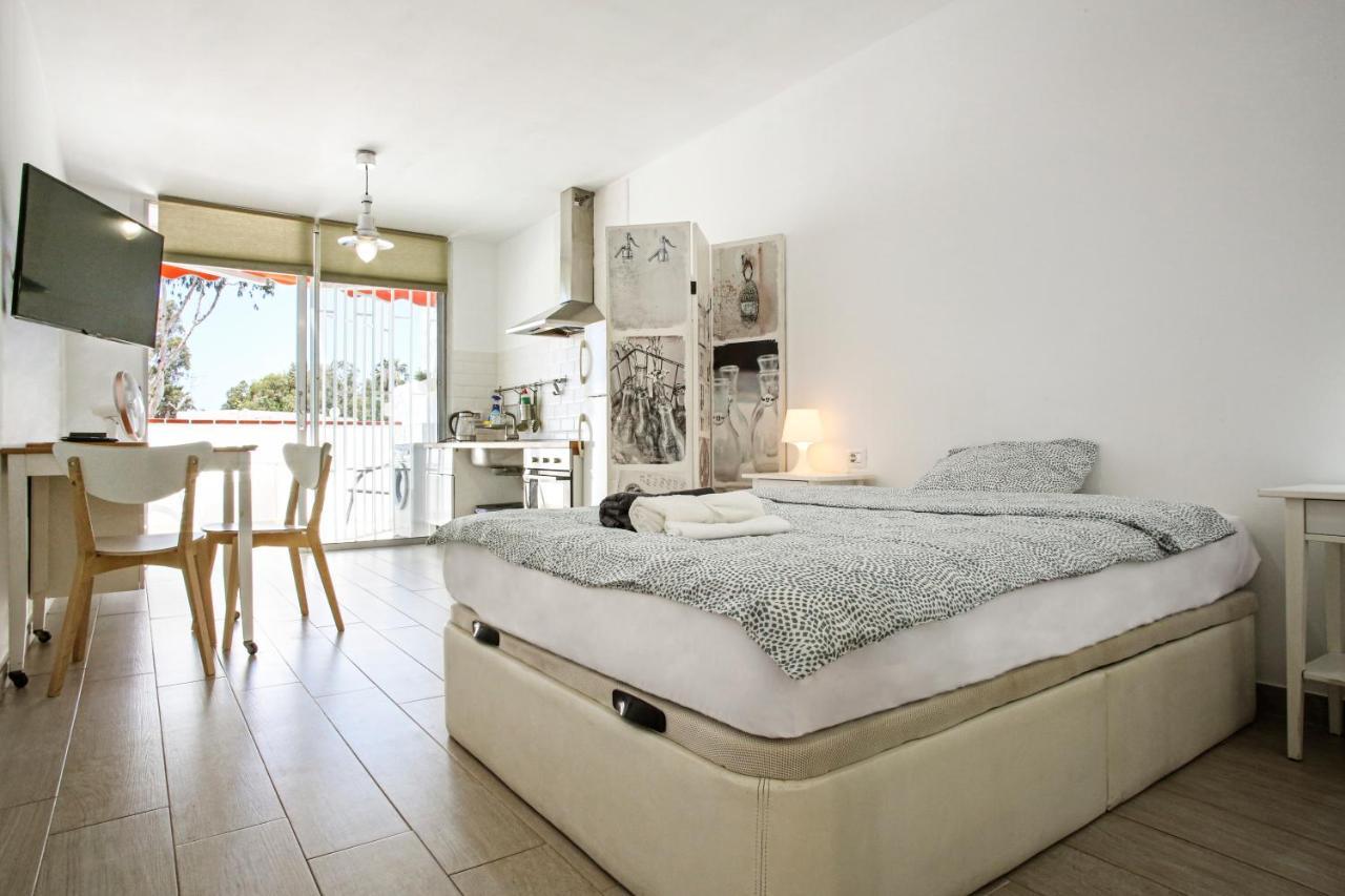 Cozy With Queen-size Bed And Pools, Chaparral 163 *