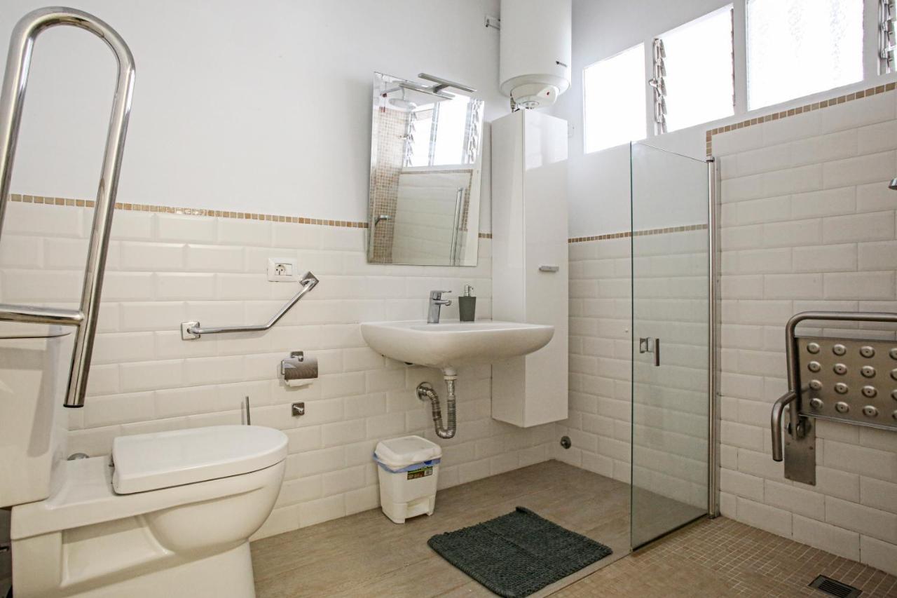 Cozy With Queen-size Bed And Pools, Chaparral 163 Apartment *