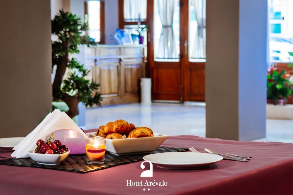 Hotel Arevalo 2*