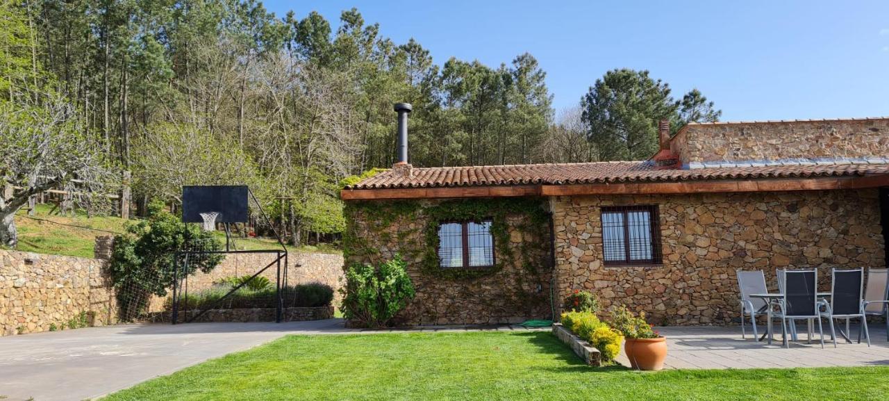 Casa rural Sierra De Aguafría. El Robledillo Monesterio