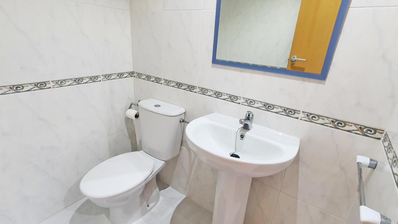 Universidad Del Mar - Alquiler Solo Familias Apartamento Gandía