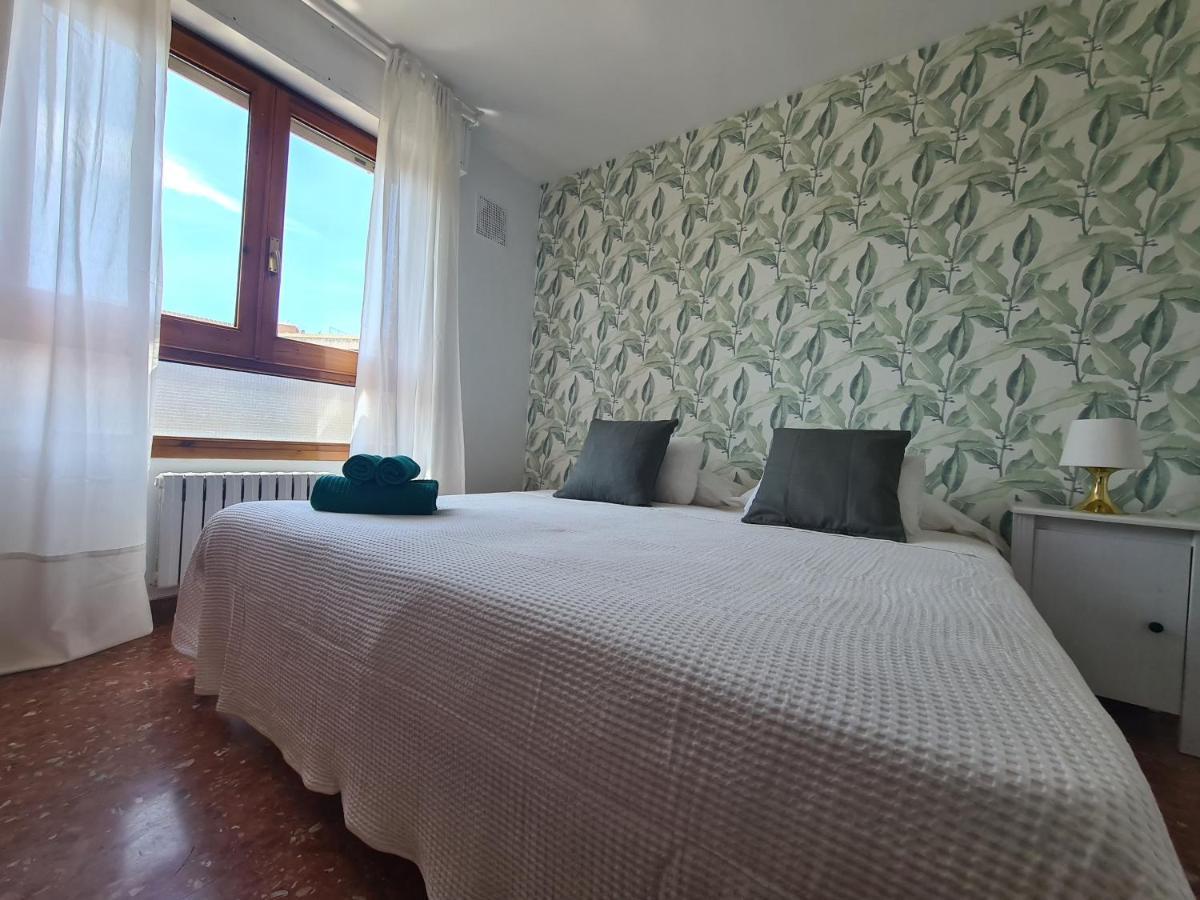Espacioso Con Impresionantes Vistas Y Garaje Privado - Dos Torres Tauriel Apartamento *