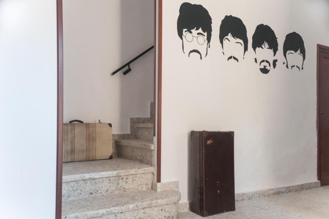 Casa Beatles Del Valle Pinos del Valle