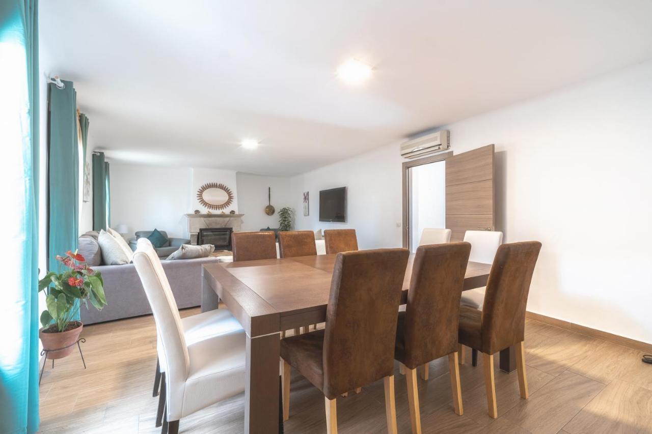 Newly Renovated Large With Garden Castellón de Ampurias