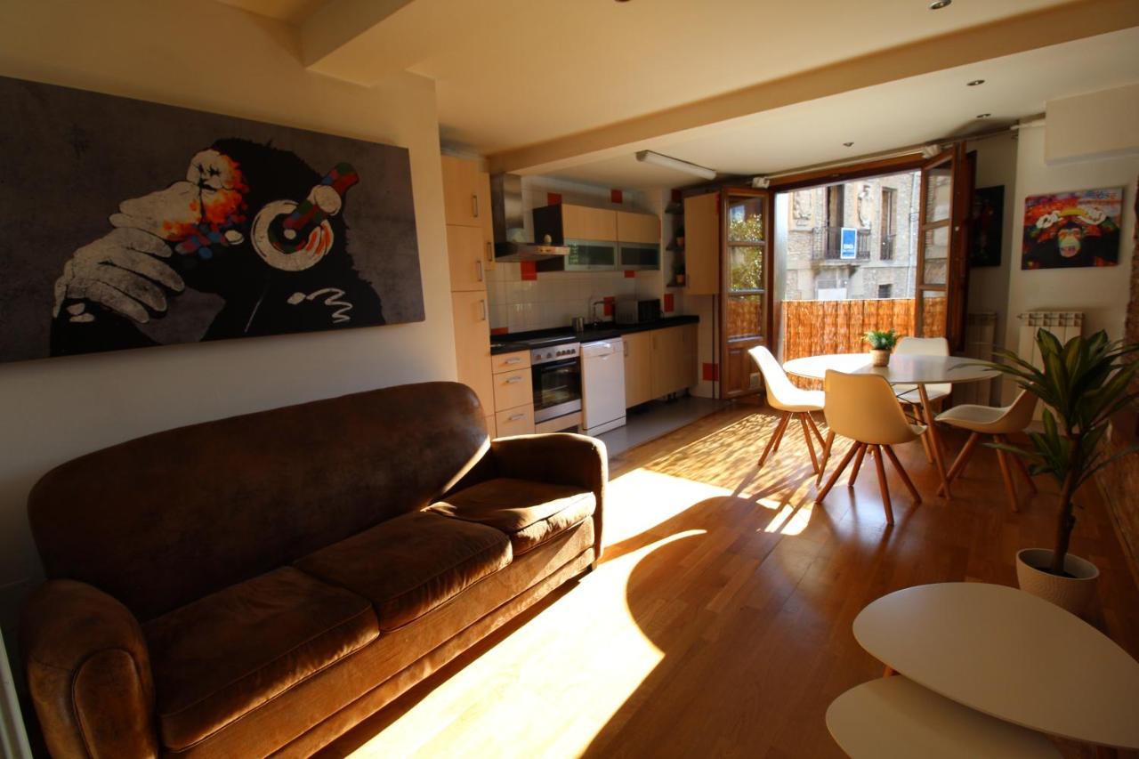 Monkeys House. Apartment *