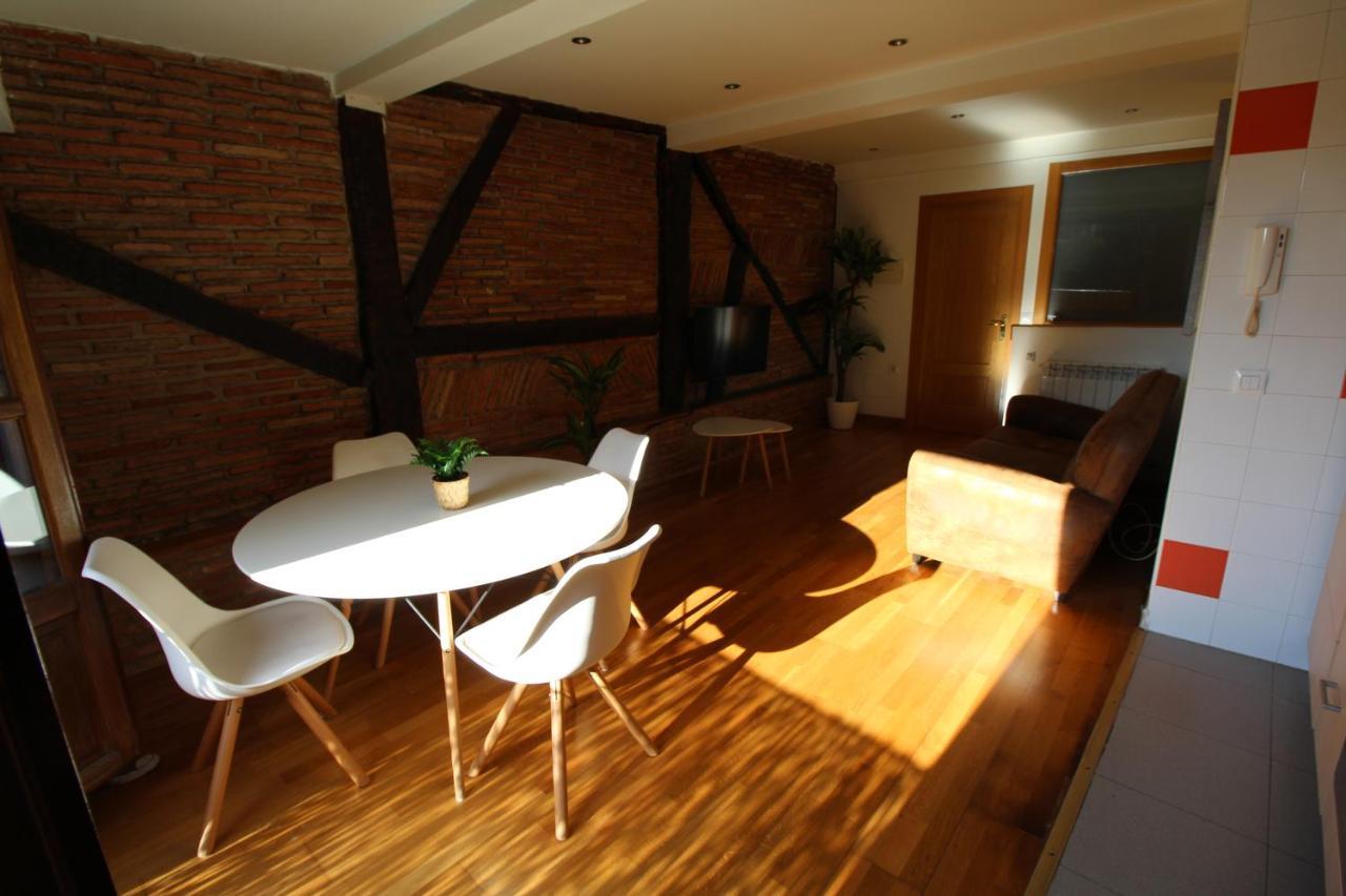 Monkeys House. Apartment *