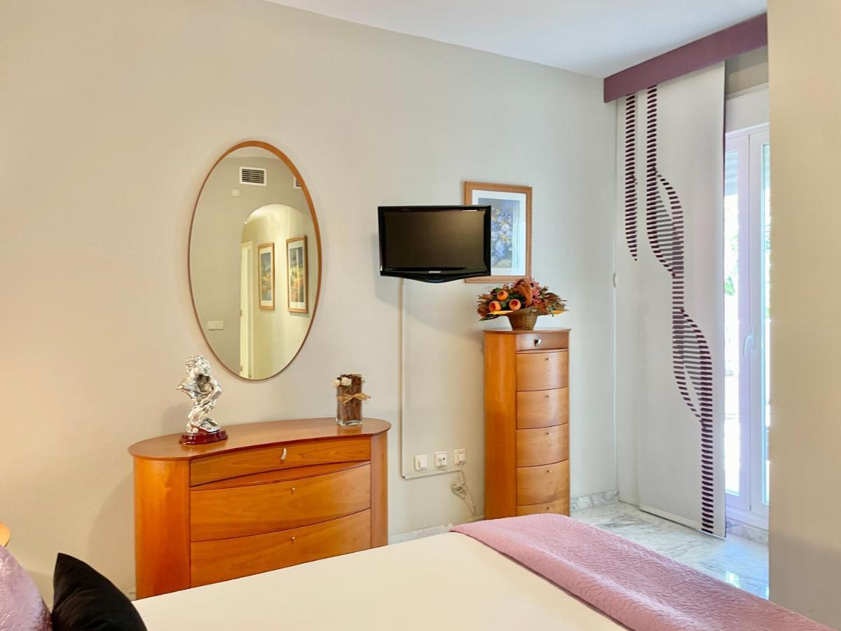 Real Golden Mile -eaw Homes Apartment