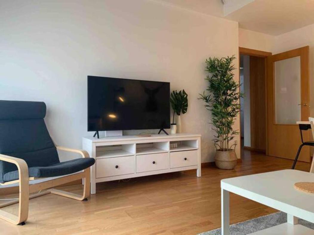 Acojedor Duplex En Apartamento Balaguer
