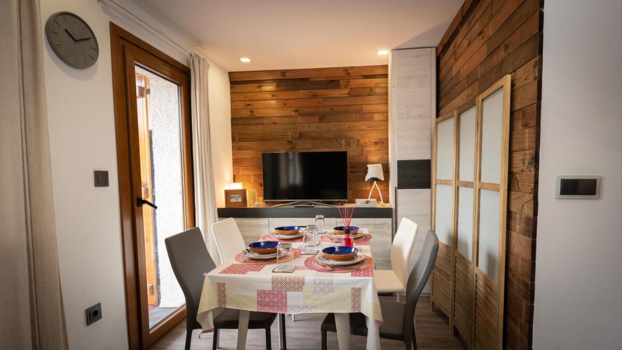 Inmobiliaria - Admite Mascotas Formigal