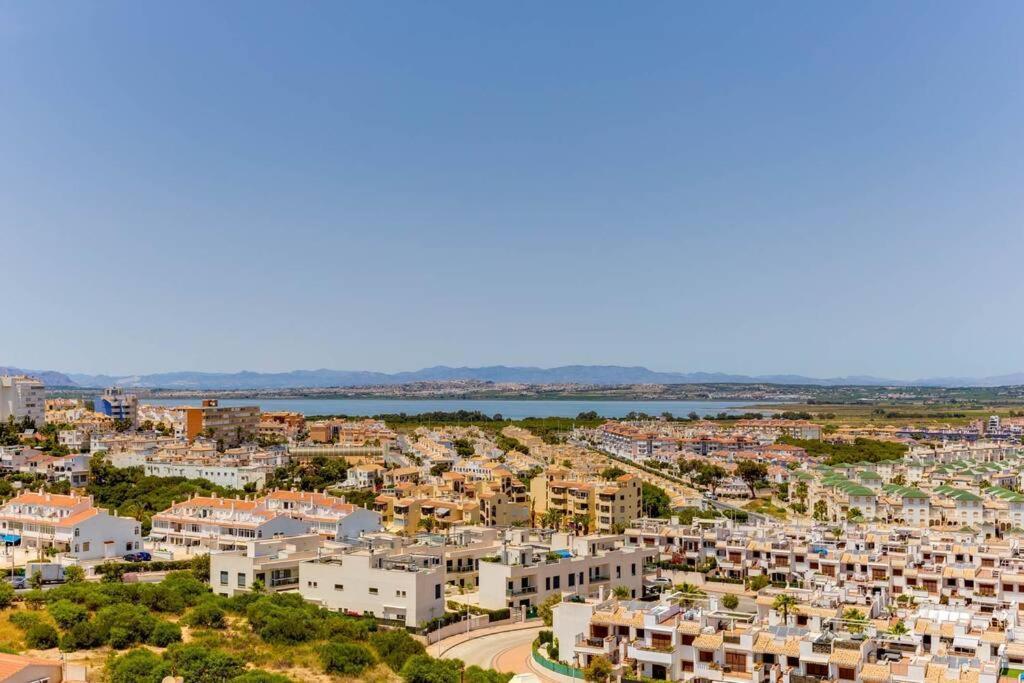 Con Vistas Al Mar Y Al Torrevieja