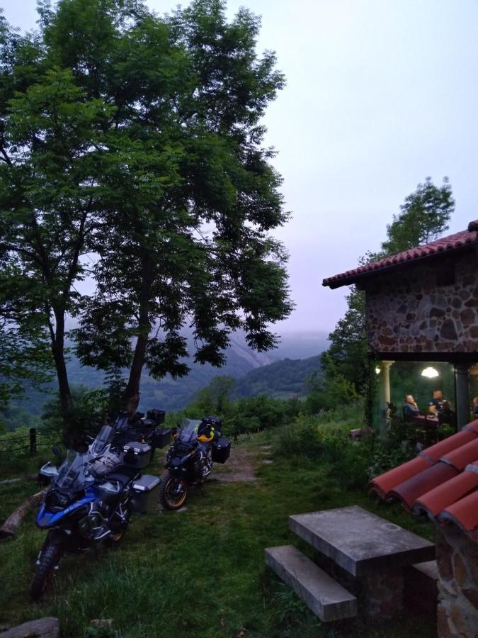 Caseria La Infiesta Caleao