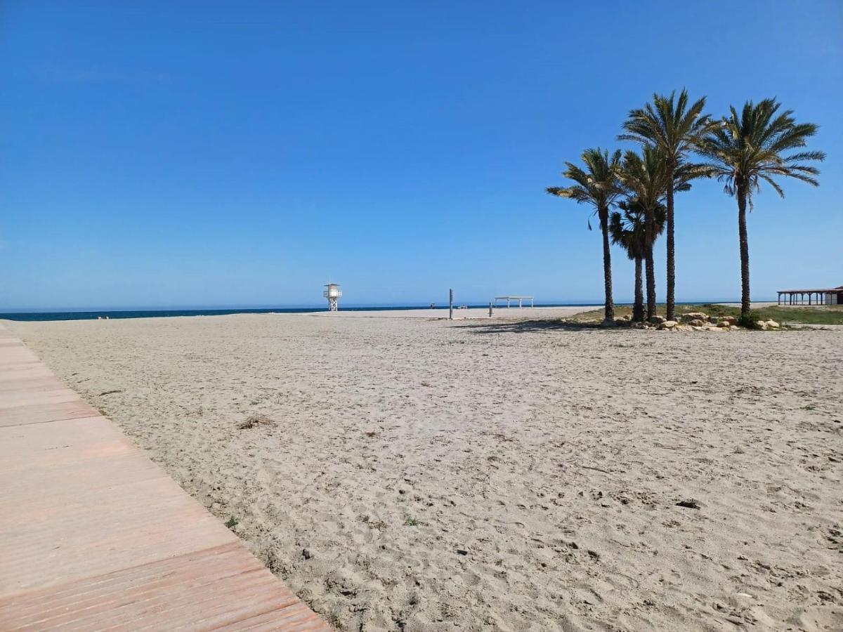 Oasis * Playas de Vera