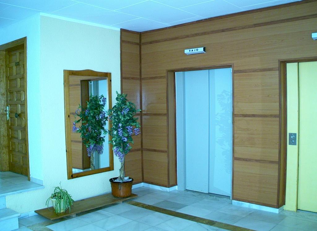Apcostas - San Antonio Apartment