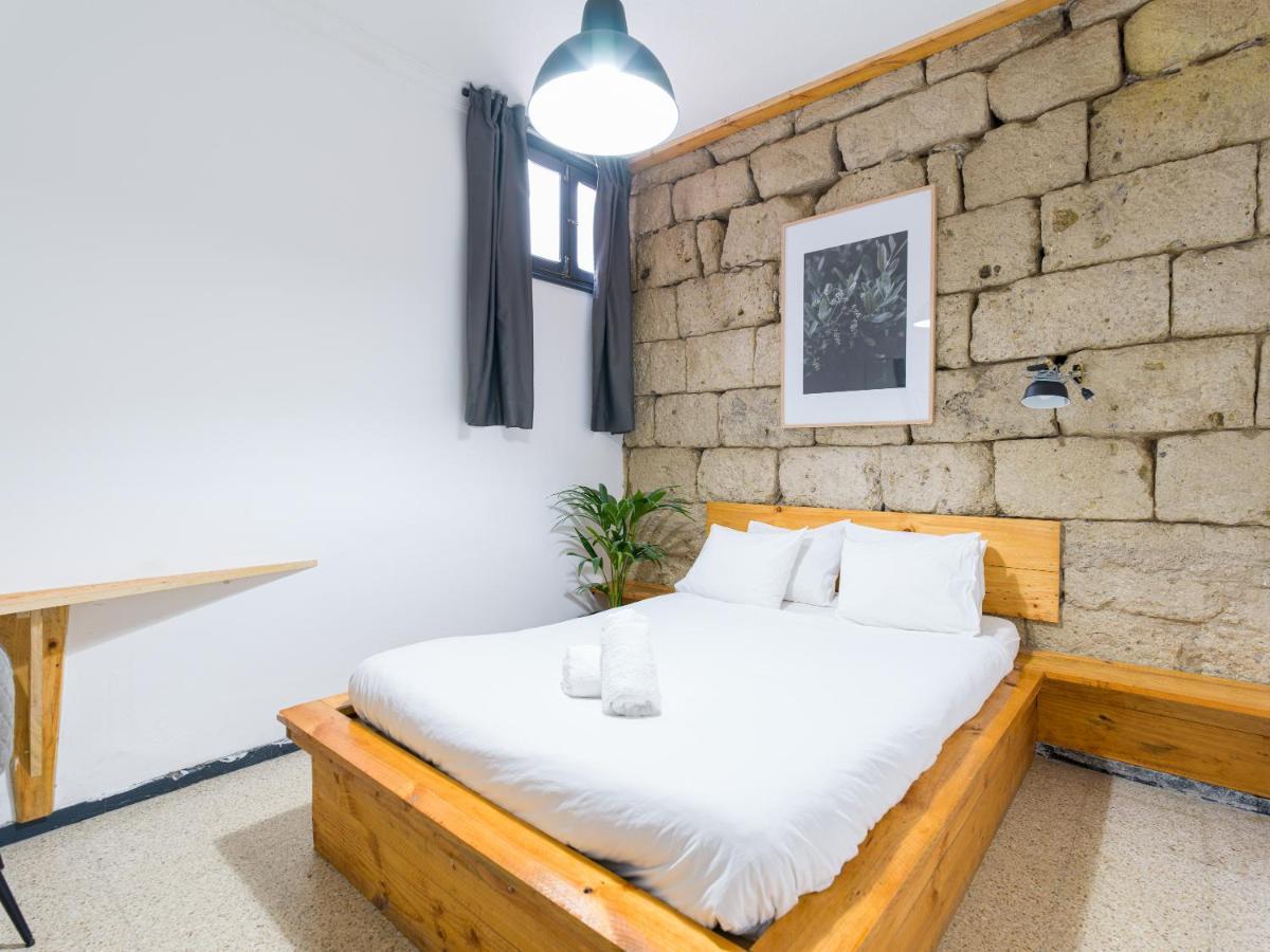 Cathedral Guest house *