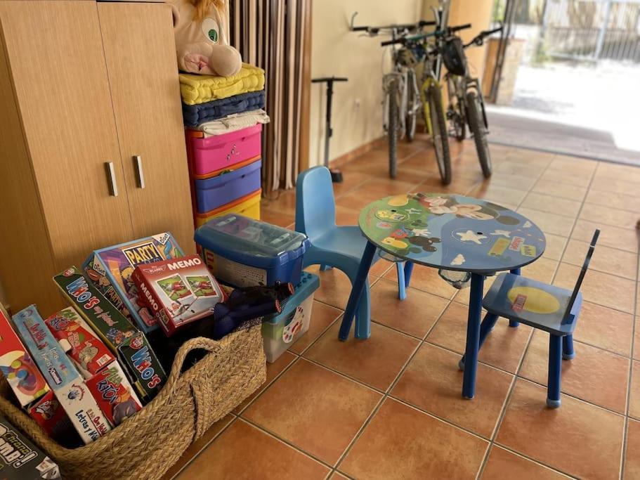 Casa Con Encanto,disfruta De Su Paz Y Tranquilidad Сasa de vacaciones Adzaneta