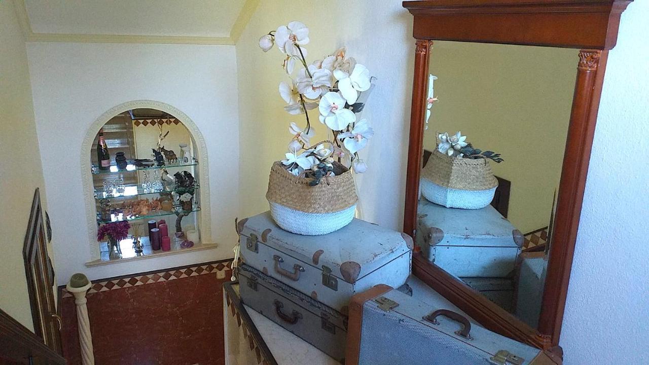 Cortijo Andaluz Bed and breakfast