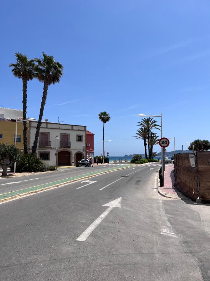 Estudio Montanar A 50 Metros Del Mar *