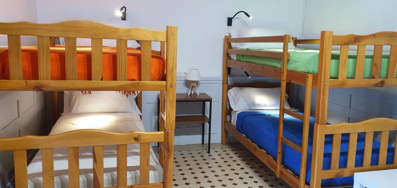 Espai Abadia Hostal *
