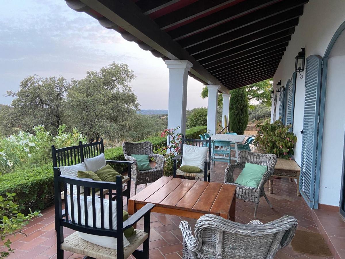 La Alcornocosa Casa rural *