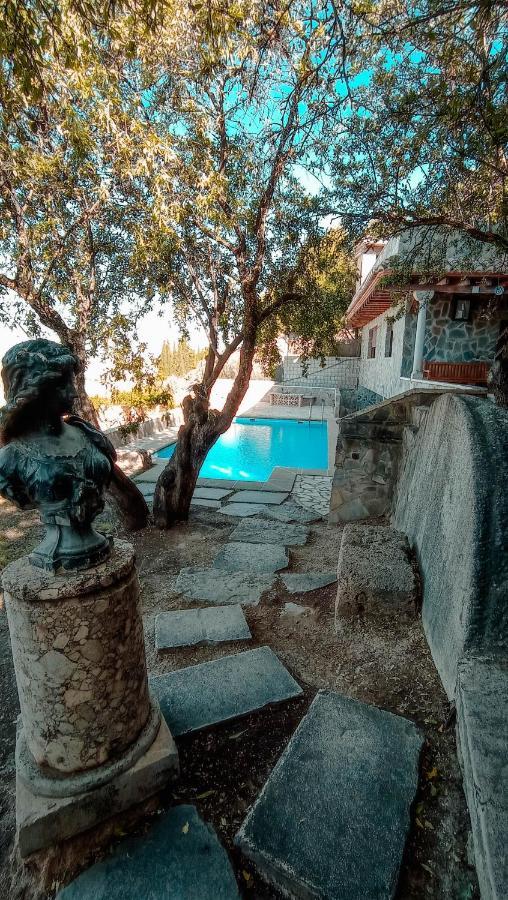 Villa Los Almendros Rural *