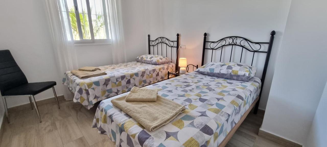 Paraíso, ático A Pie De Playa, Piscina Privada En Solárium, Wi-fi