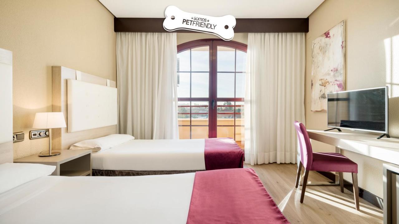 Hotel Ilunion Golf