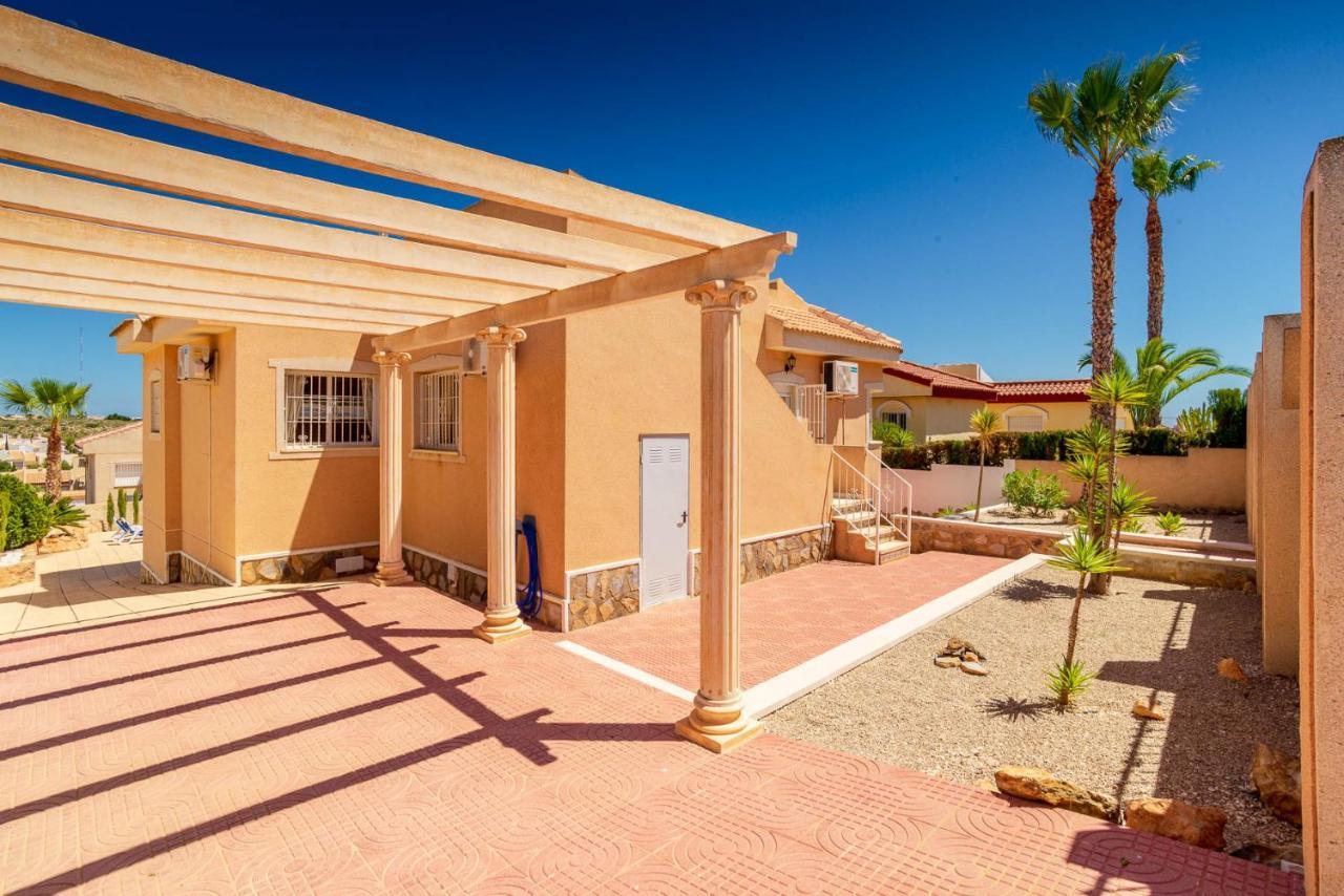 Isla Lanzarote - - Alicante Villa *