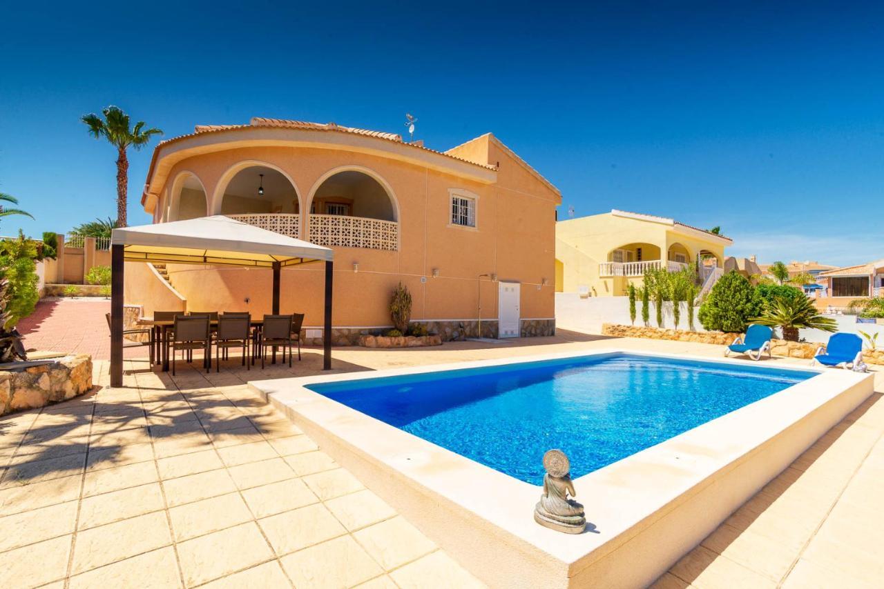 Villa Isla Lanzarote - - Alicante *