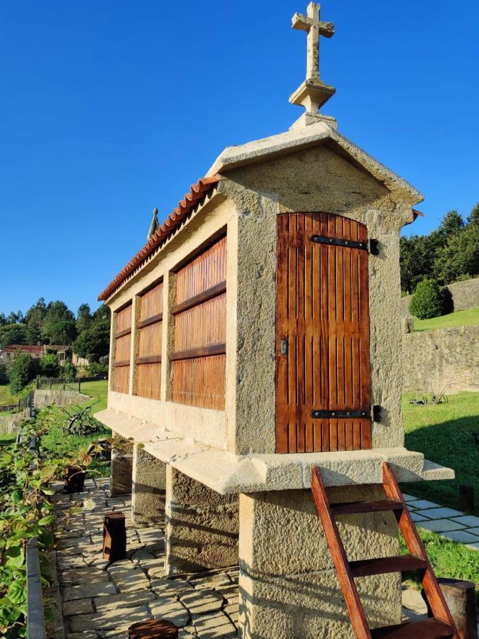 A Avoa Maria Campo Lameiro
