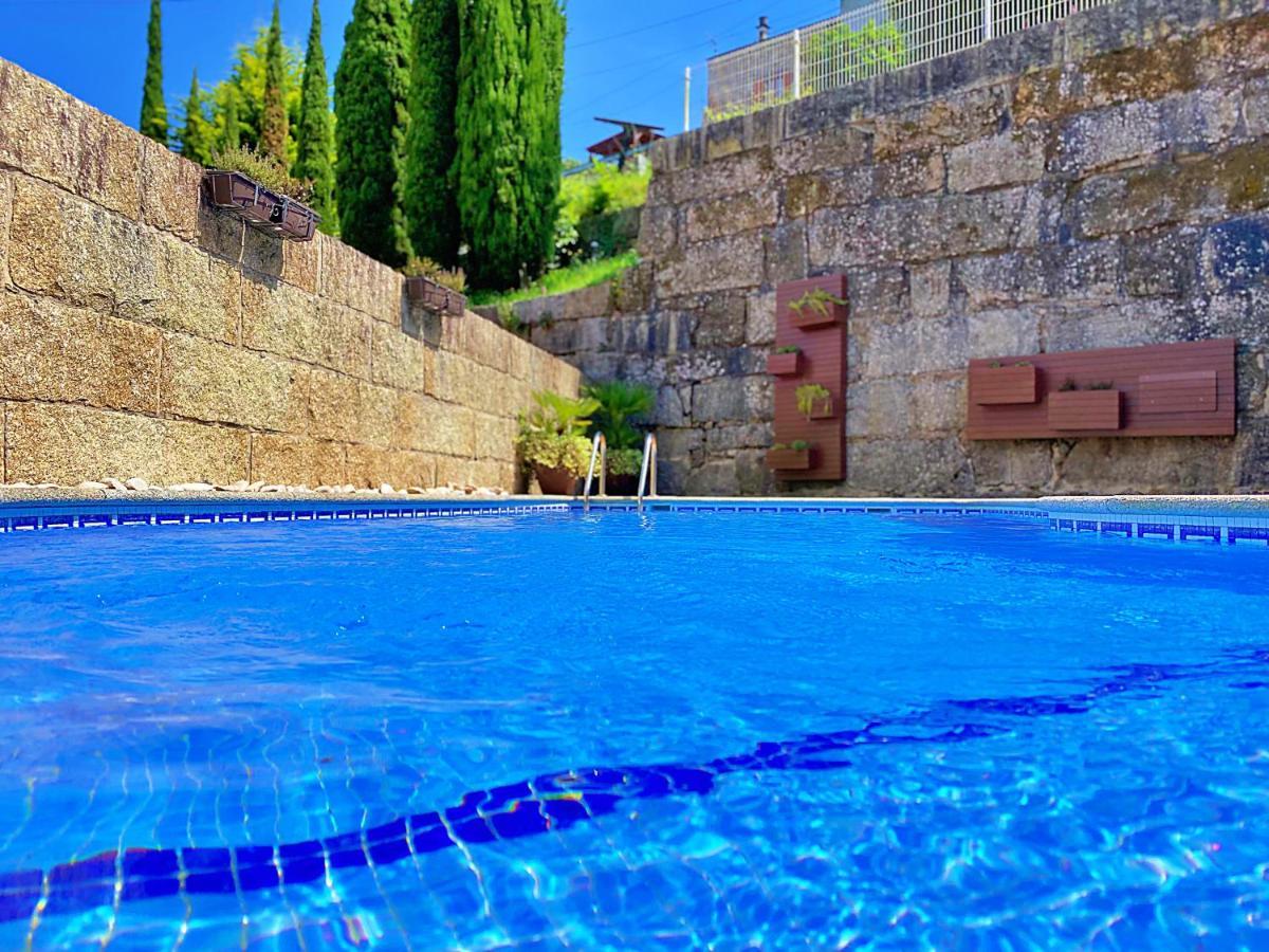 Nogueira - Casa Rústica Con Piscina Y Barbacoa