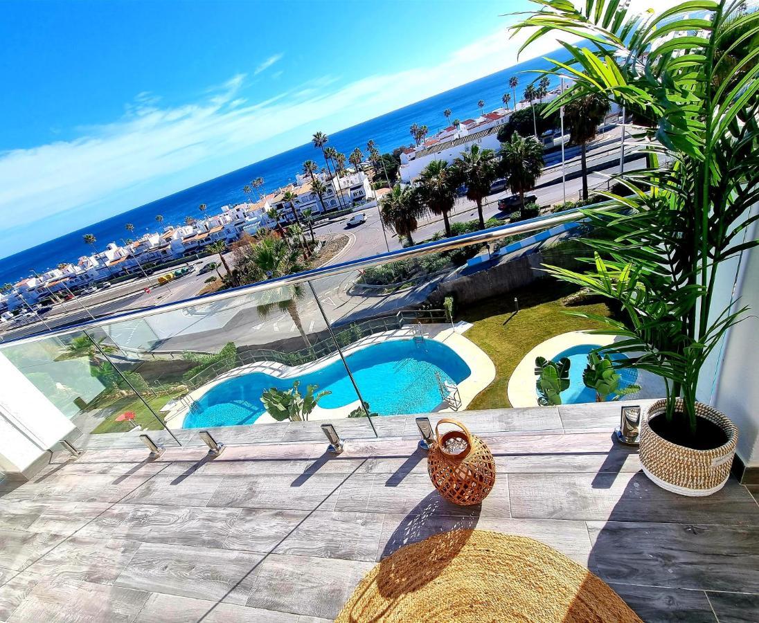 Paloma Sea View