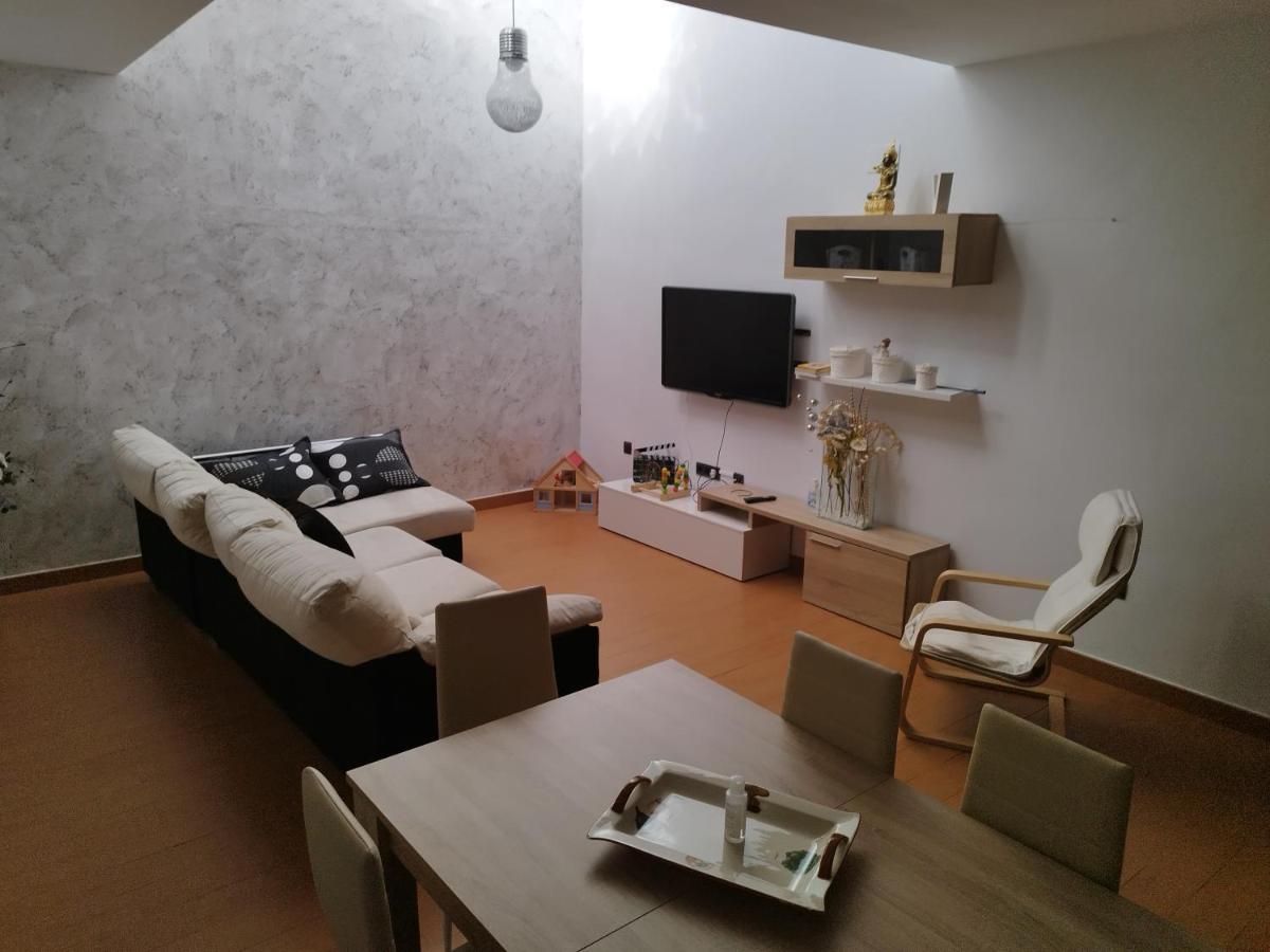 La Mancheguita: Family With Pool And Bbq In Madrigueras * Madrigueras (Albacete)