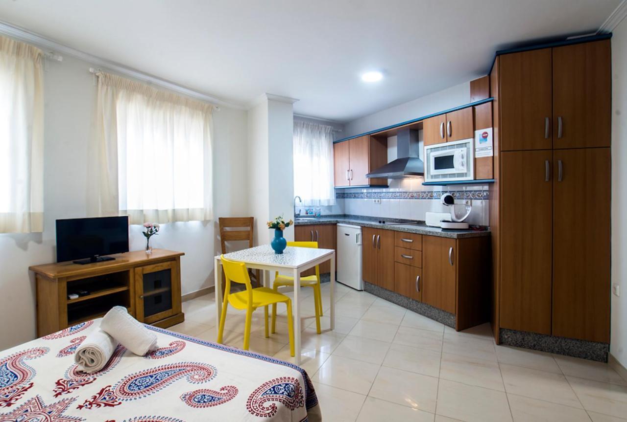 Holidays2torremolinos Bajondillo Super High Speed Wifi&50m Beach