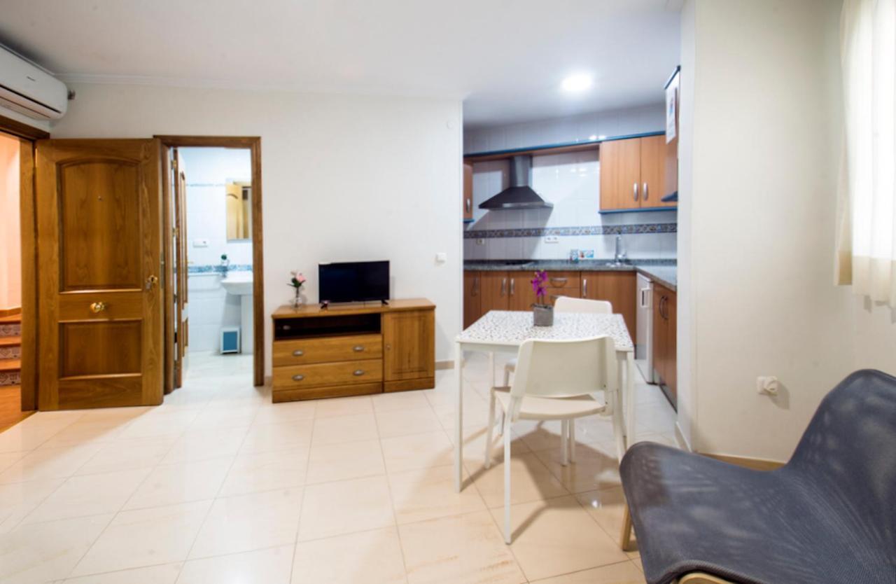 Apartamento Holidays2torremolinos Bajondillo Super High Speed Wifi&50m Beach