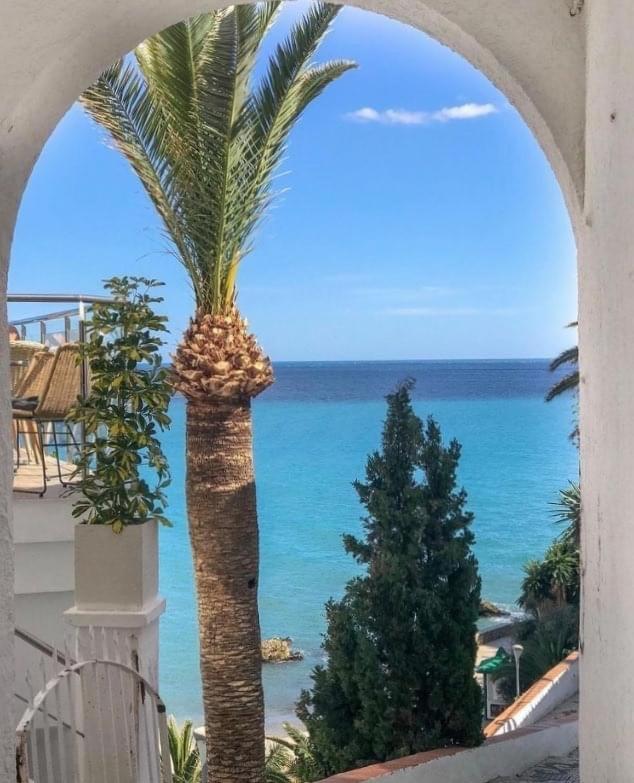 Stunning 3 Bed Finca With Attached 2 Bed Casita With Sea And Mountain Views * Malaga