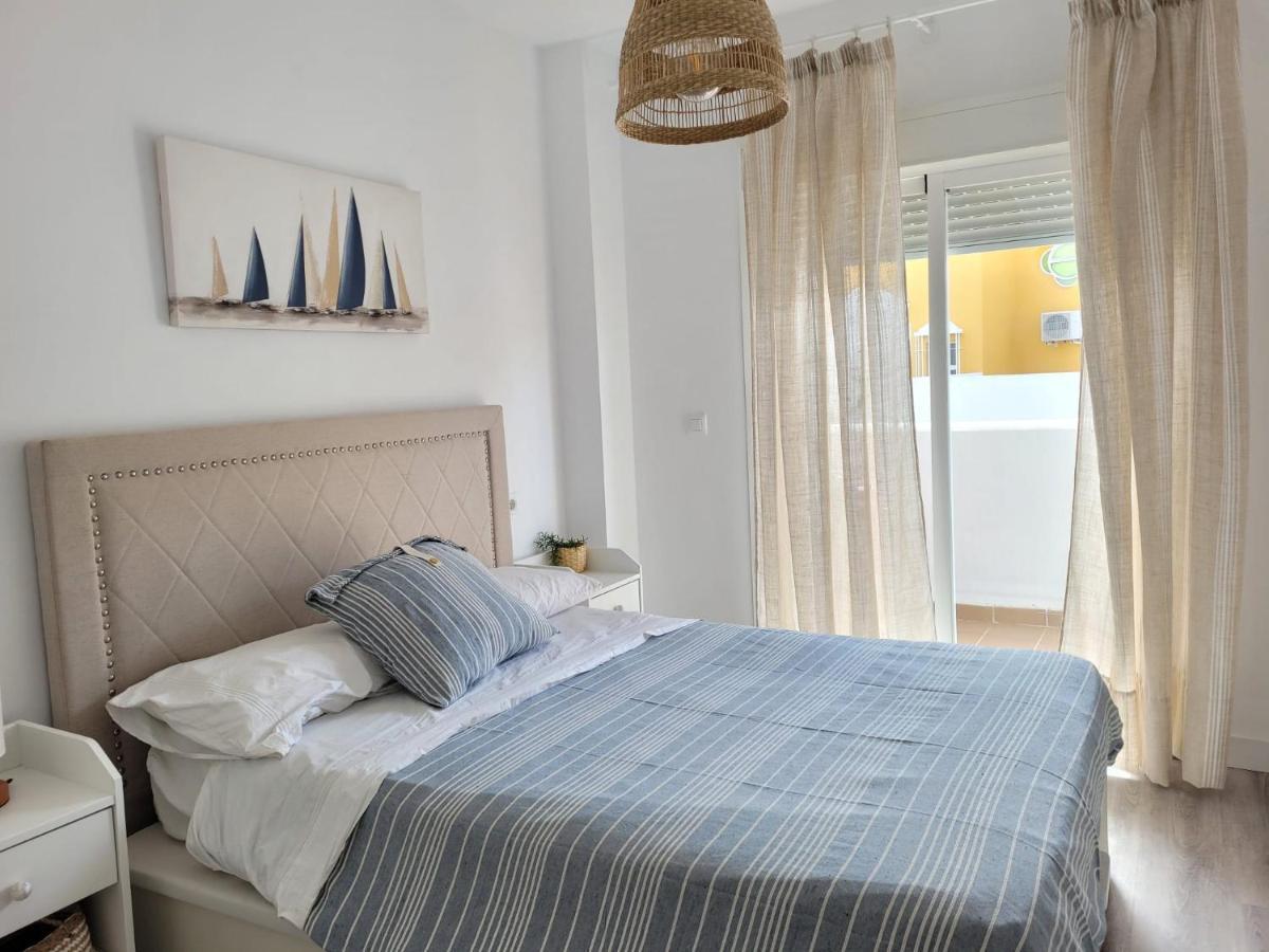 En Con Piscina Y Parking Junto Al Mar Apartamento *