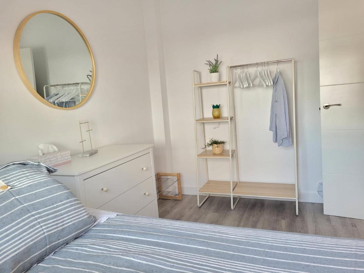 Apartamento En Con Piscina Y Parking Junto Al Mar Rota