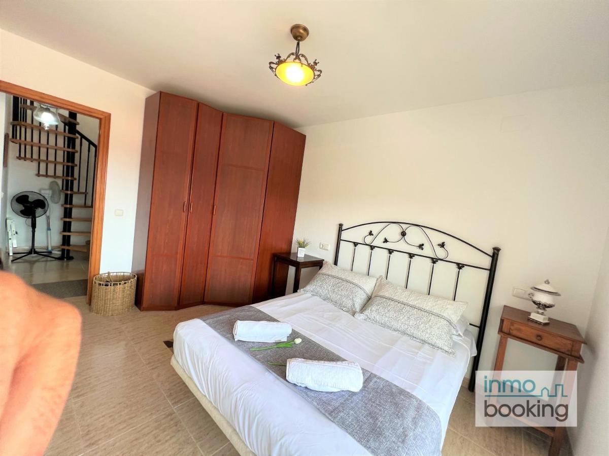 Atico , Con Piscina , Barbacoa Y Parking Apartment
