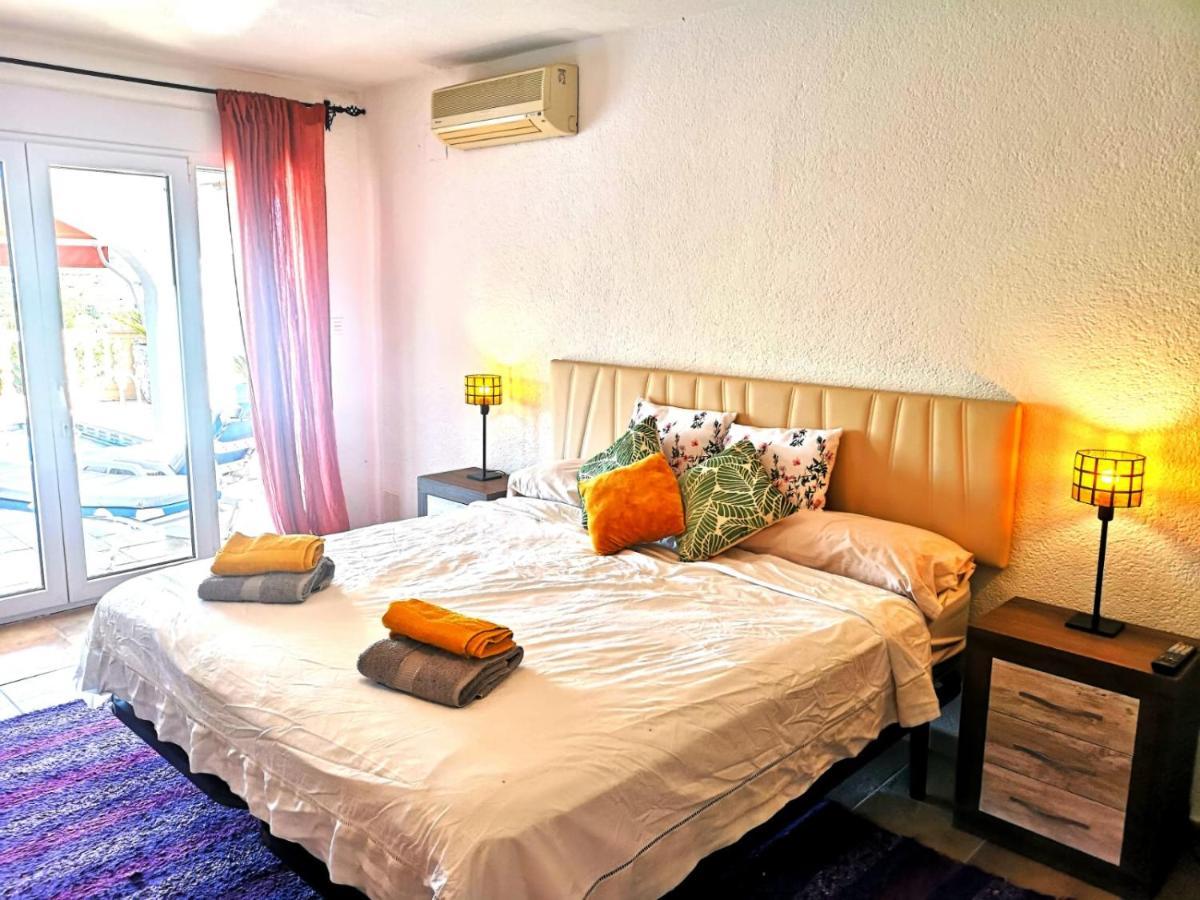 Villa Casa Karma - With Private Pool And Views *