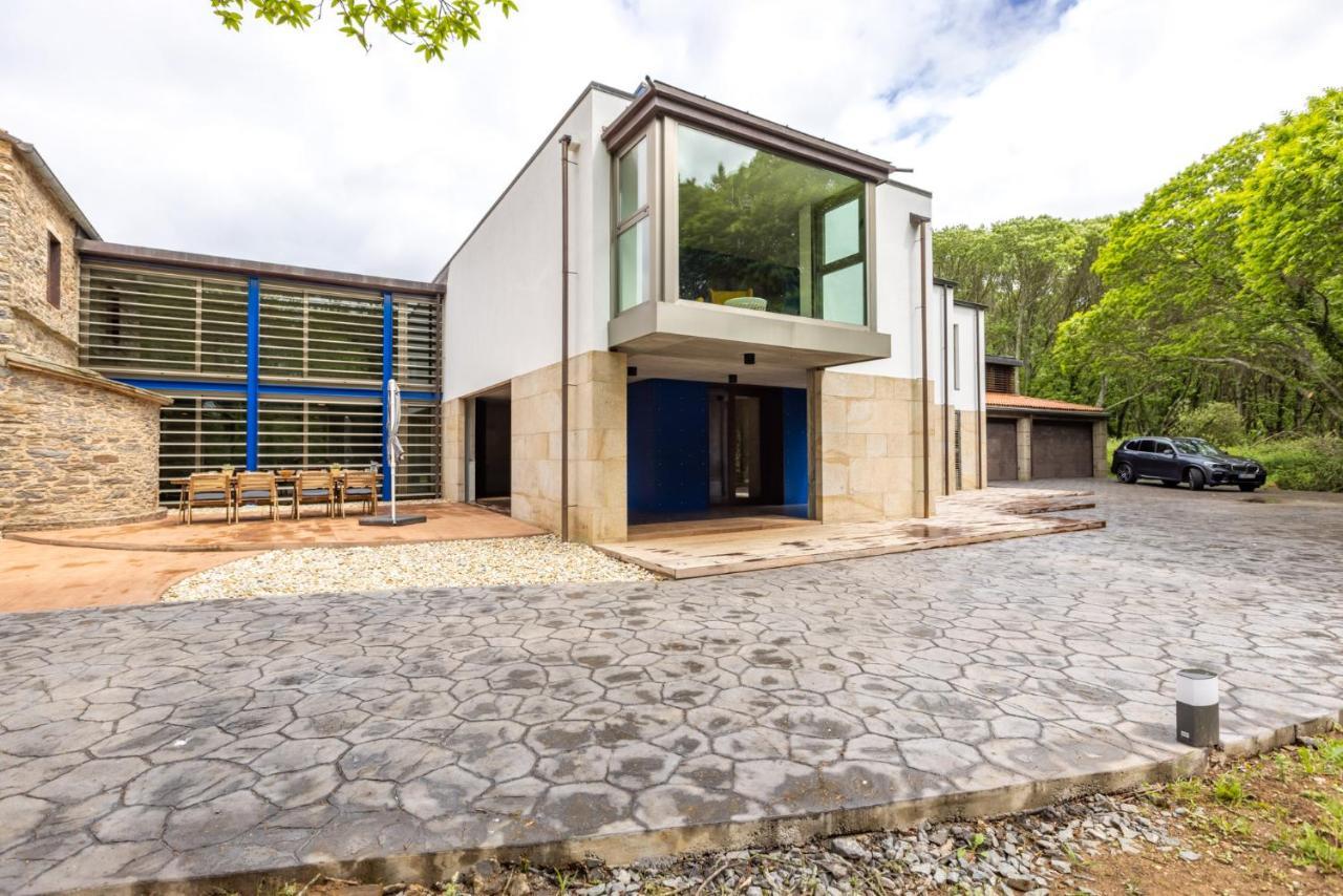 Gran Casa Rústica En Sigueiro