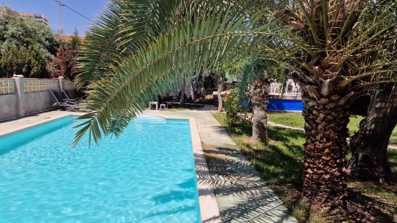 House With Exclusive Pool And Garden 7 Min Walk From The And The Center * El Campello