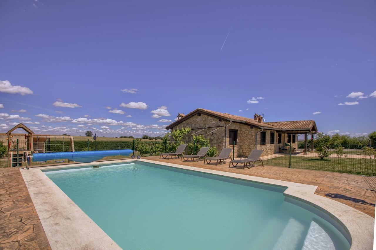 Сasa de vacaciones Casa Xabelen Etxea Fresno de Cantespino