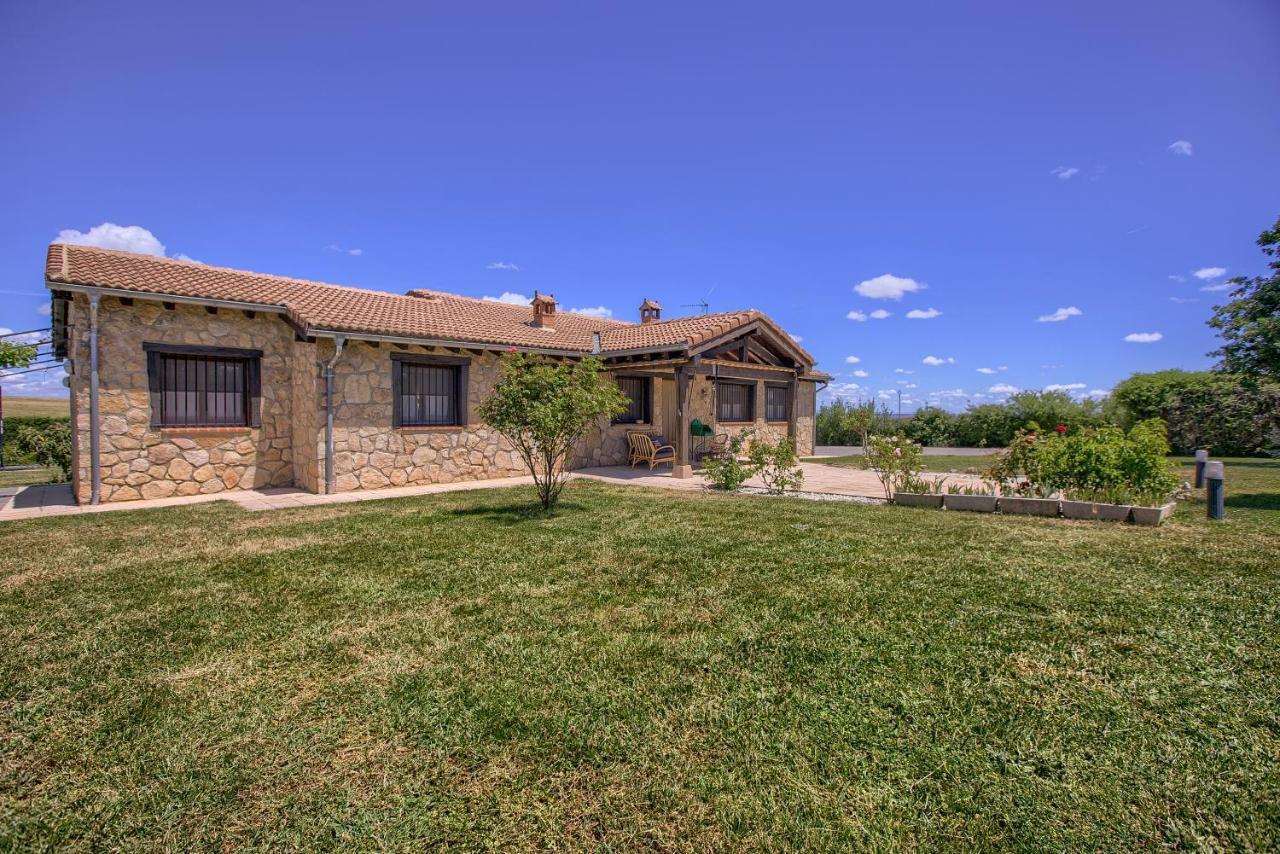 Casa Xabelen Etxea Сasa de vacaciones Fresno de Cantespino