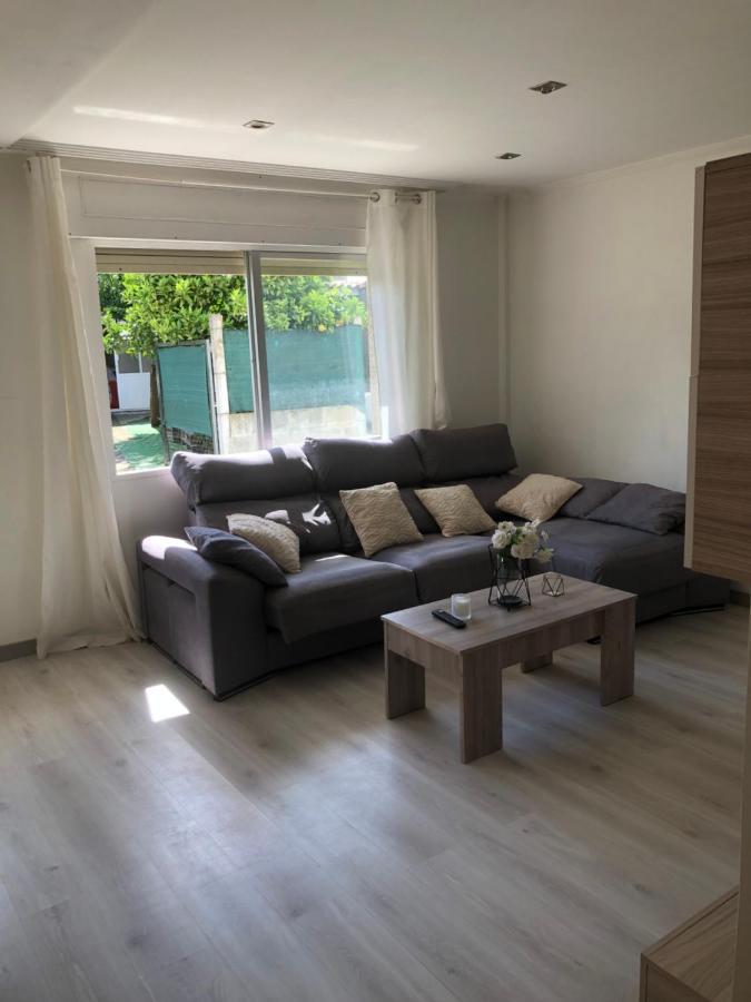 Apartment Vivienda Amplia Y Luminosa A Escasos Metros De La Playa De Cangas.