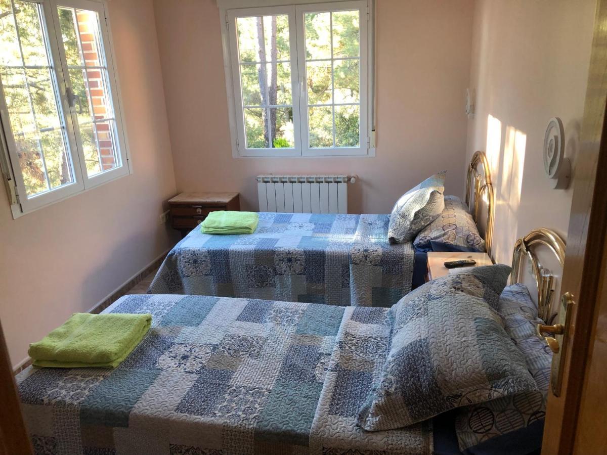 Сasa de vacaciones En El Corazón De La Sierra De Gredos, Pinar De La Atalaya-tiemblo El Tiemblo