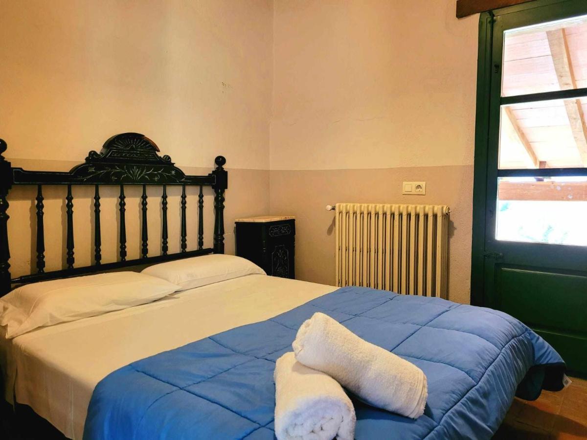 Masia Grupos Con Piscina Privada28 Pax * Cabanelles